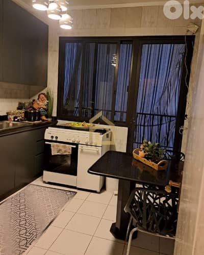 Apartment for sale in Awkar GH301 شقة للبيع في عوكر