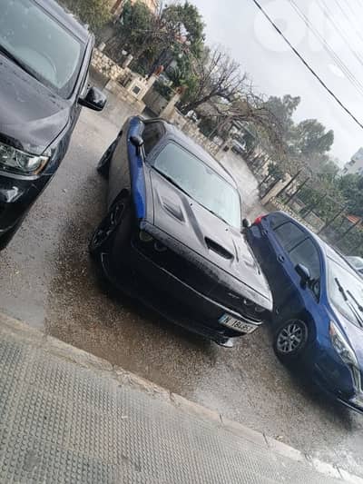 Dodge Challenger 2013