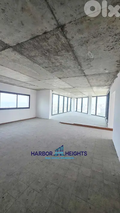 Office for Rent in Dbaye - مكتب للإيجار في ضبية