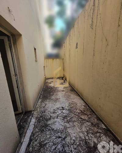 Apartment for sake in Dekwaneh EA298 شقة  للبيع في الدكوانة