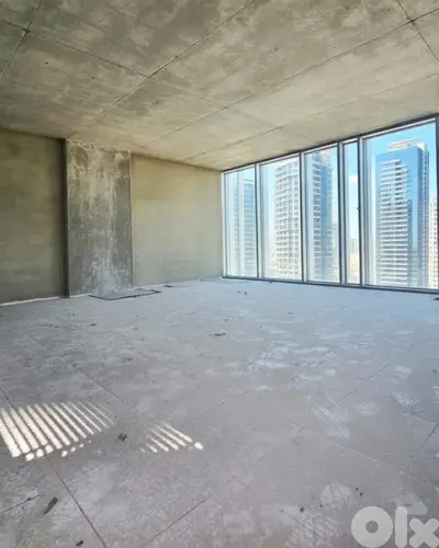 RAO26-4839 Office 82m for rent in Sin l Fil, $ 750 cash