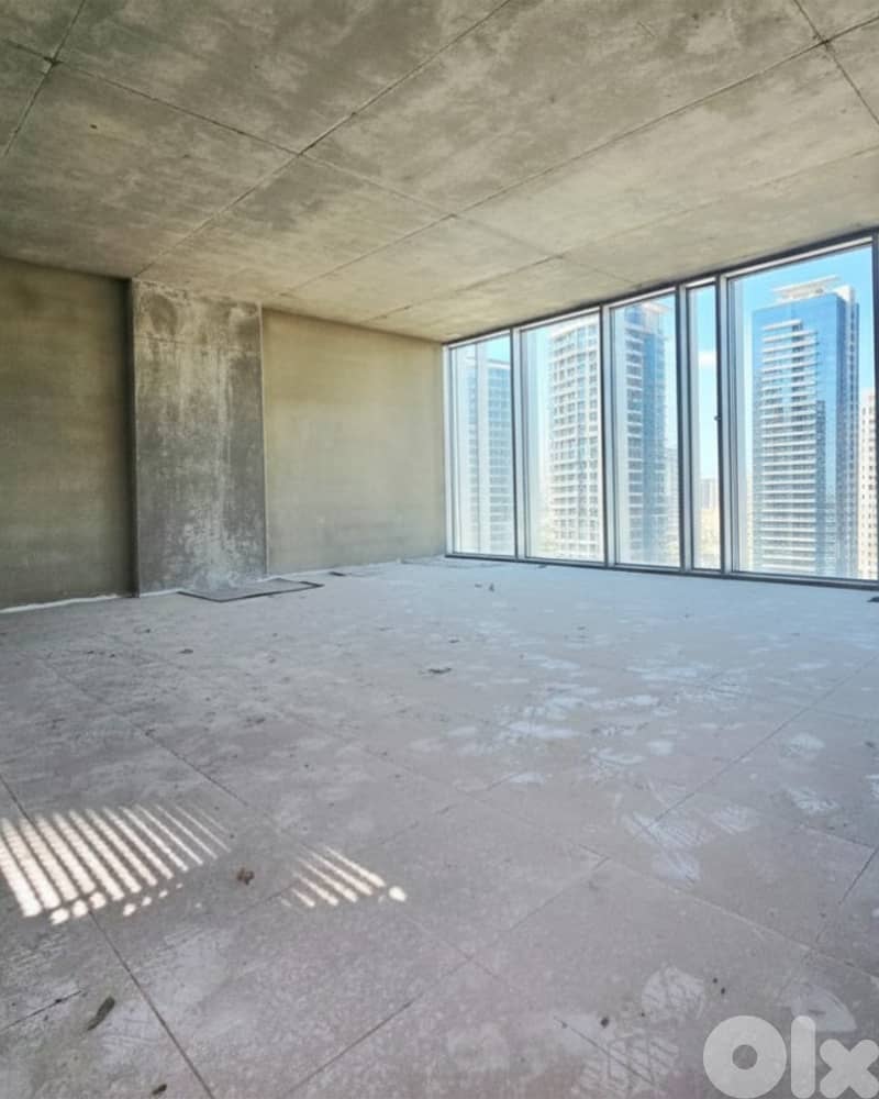 RAO26-4839 Office 82m for rent in Sin l Fil, $ 750 cash 0