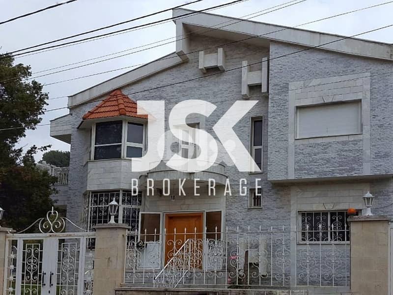 L20737 - Triplex Villa With Garden Rent in Bekaatat Achkout 0