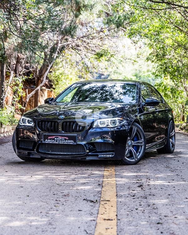BMW M5 2013 0