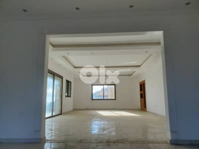 HIGH END VILLA FOR SALE IN ARZ BAROUK SUPER CATCHY DEAL
