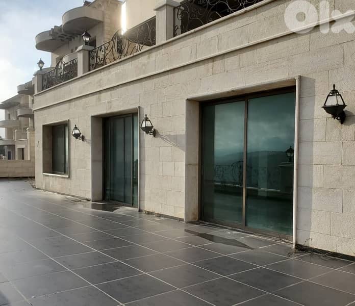 HIGH END VILLA FOR SALE IN ARZ BAROUK SUPER CATCHY DEAL 0