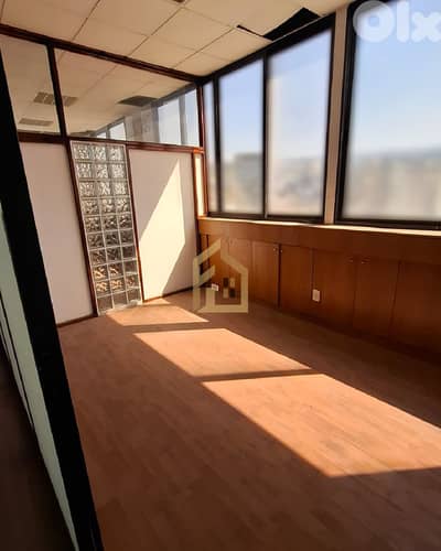 Office for sale in Sin El Fil DW72 مكتب  للبيع في سن الفيل