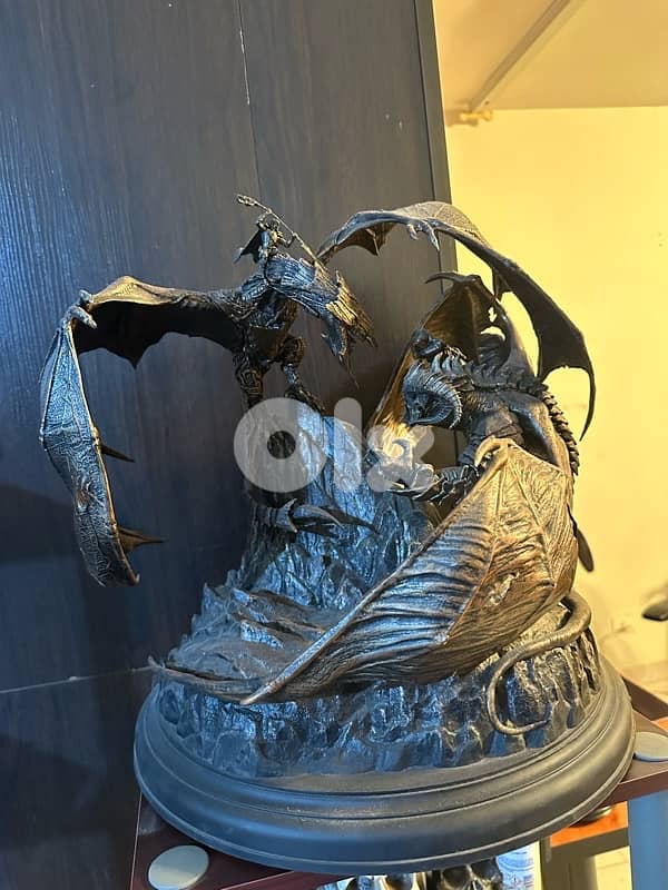 shadow of mordor statue collectible 2