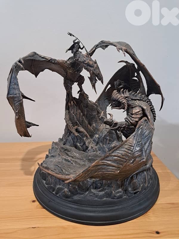 shadow of mordor statue collectible 0