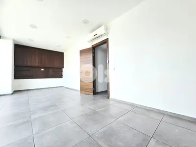 RAO26-4854 Office 100 sqm for Rent in Sin El Fil – Beirut