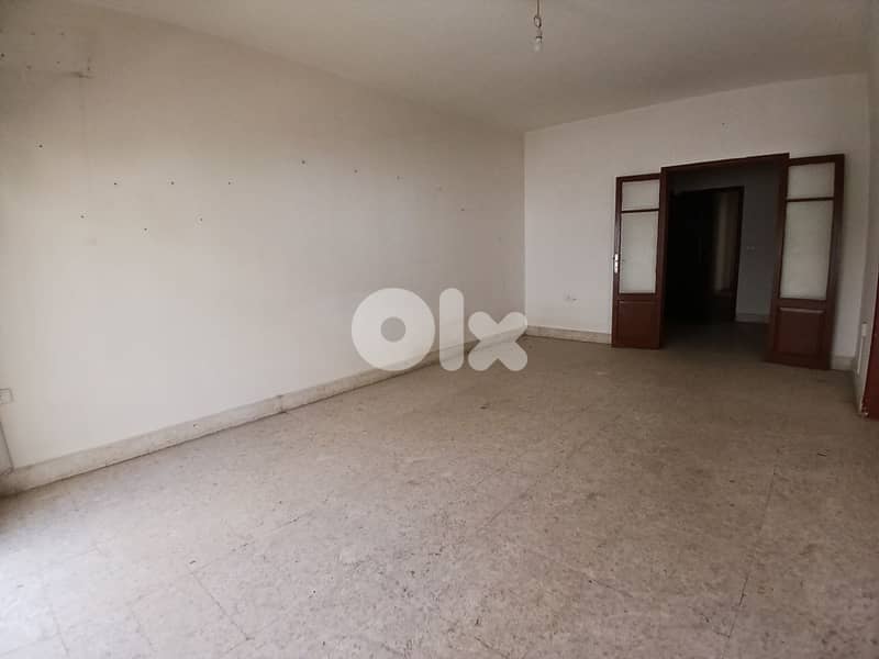 Ain El Remmeneh/ Apartment for Sale. 0