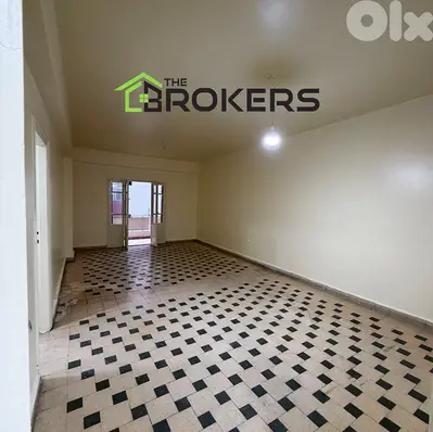 Apartment for Sale in Mar Elias شقة لقطة للبيع في مار الياس