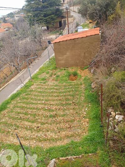 lands for sale in Bchaaleh أرض "لقطة"للبيع في بشعلة lands for sale in Bchaaleh أرض "لقطة"للبيع في بشعلة