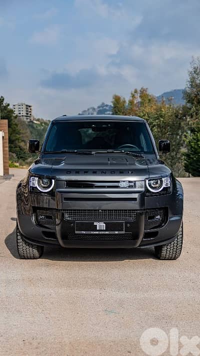 LAND ROVER  DEFENDER   P400 HSE 2023 WARRANTY TILL 2028, 25.000Km ONLY