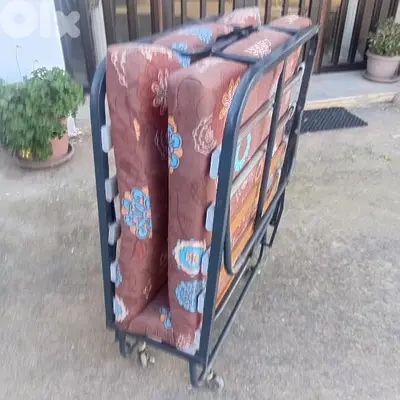 تخت اوروبي جيد