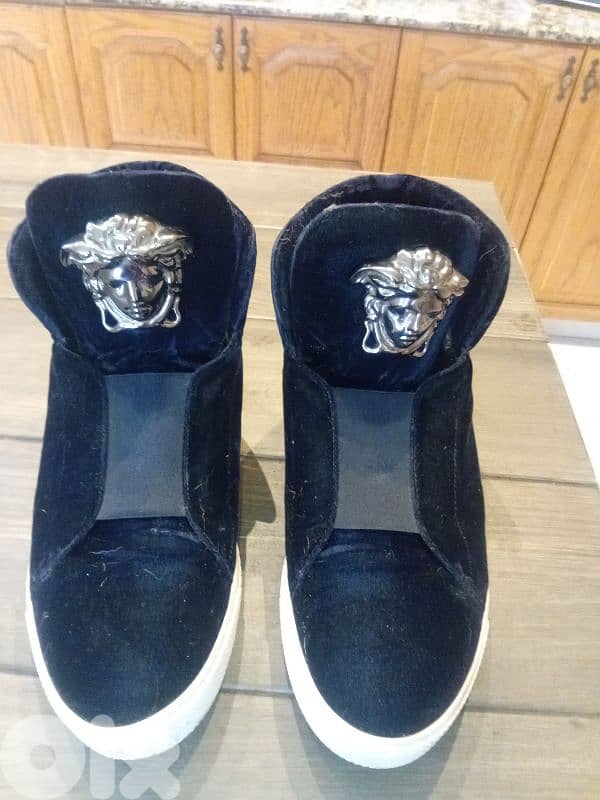 versace shoes original. made in italy special edition 0