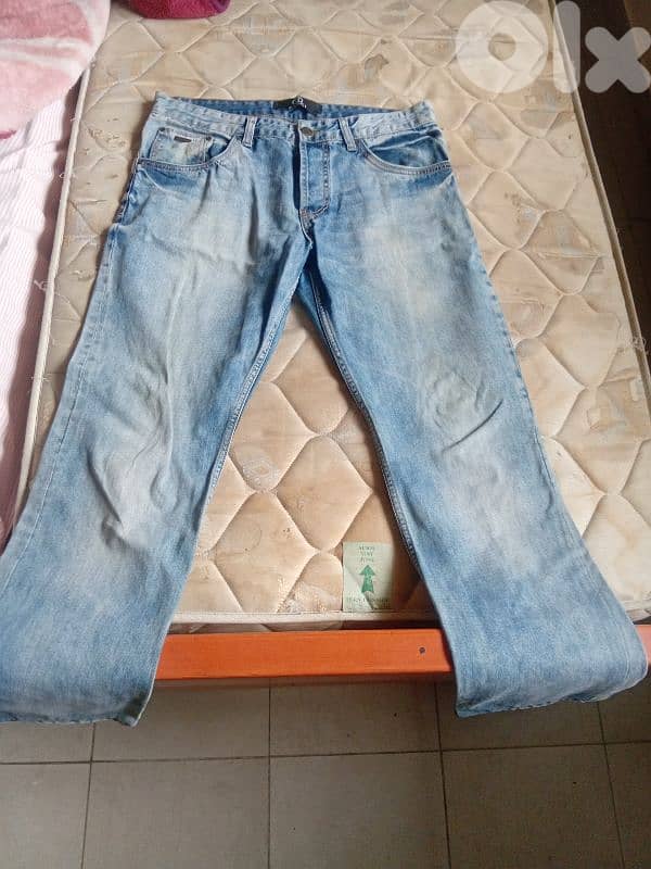 gucci. jeans medium original. made in italy 0