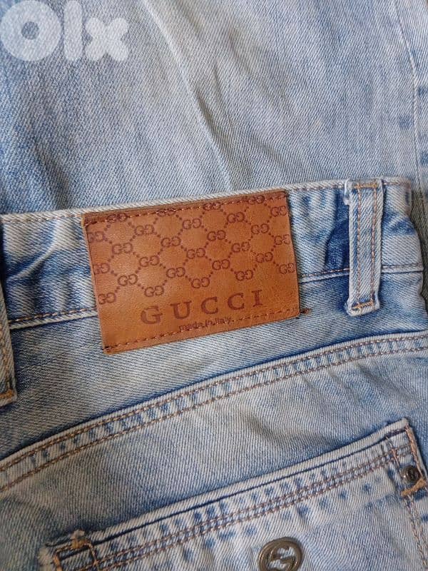 gucci. jeans medium original. made in italy 2