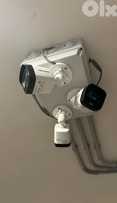 installation CCTV Camera تركيب كاميرات مراقبة