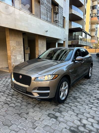 Jaguar F-pace V6 35t 2017 Quartzite bronze on black (clean carfax)