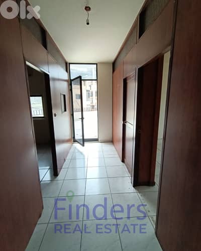 Office for rent in Baouchriye! مكتب للإيجار في البوشرية!