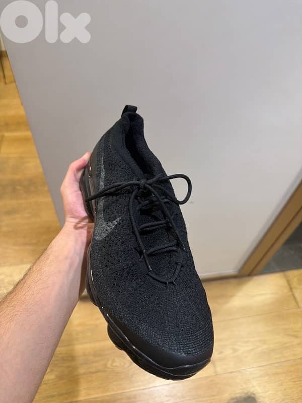 Nike Air VaporMax (Triple Black) 0