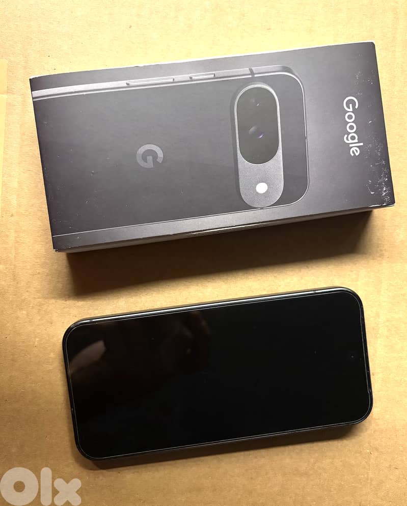 Google Pixel 9 Obsidian (screen not working) + Original Covers 0