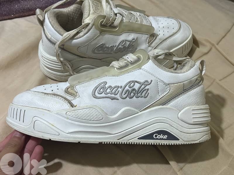 Official Coca-Cola Footwear White Classic Sneakers - Size 42 0