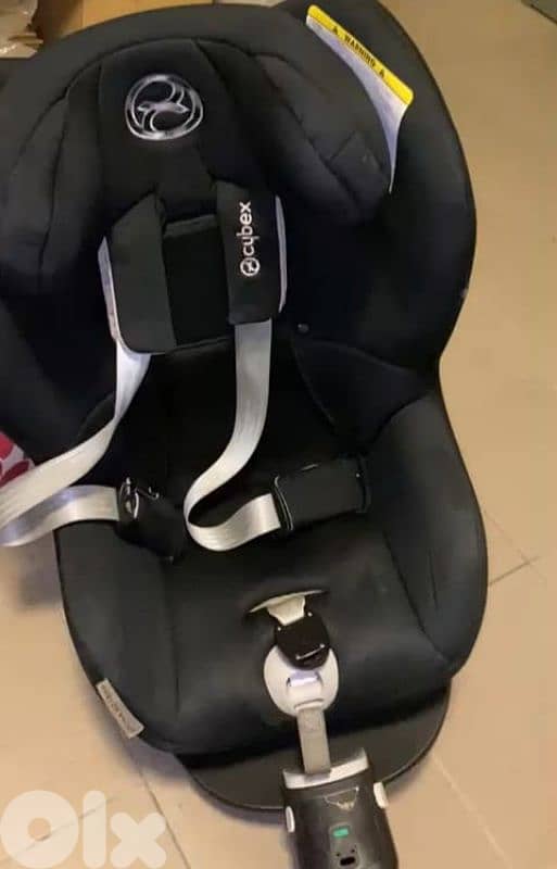 Car seats for sale 0