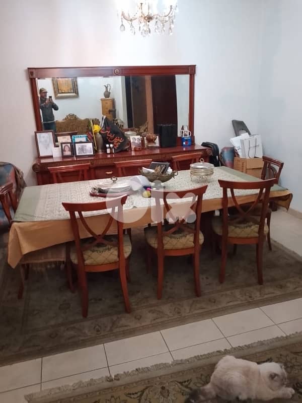 طاولة سفره 0