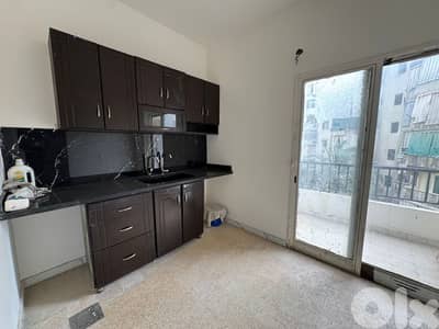 Apartment 135m for sale in Baouchrieh شقة للبيع في البوشرية 135م