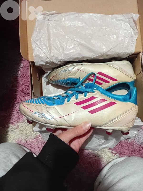 2 football cleats- football shoes offer, both for 45$ 10
