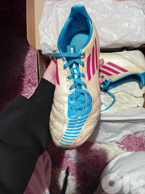 2 football cleats- football shoes offer, both for 45$ 11