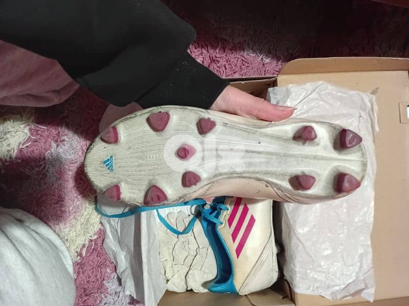 2 football cleats- football shoes offer, both for 45$ 12