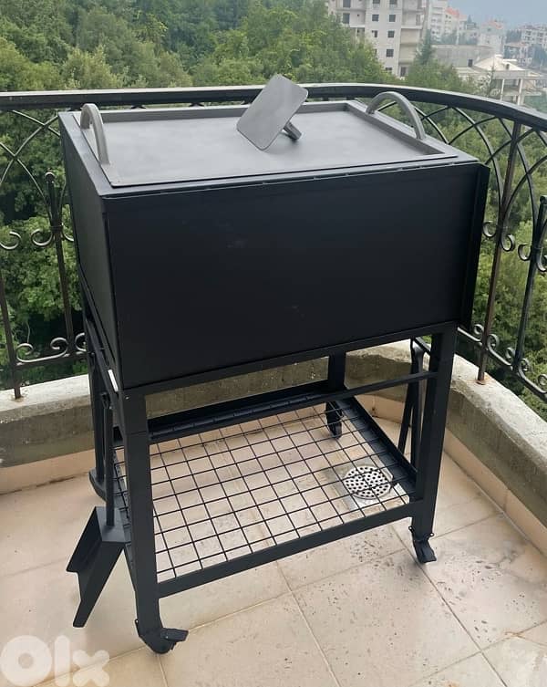 Grill BBQ (custom made) 0