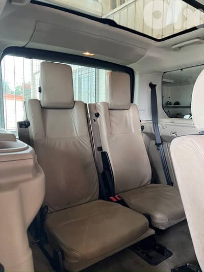 Land Rover LR4 2010 company source $11,000