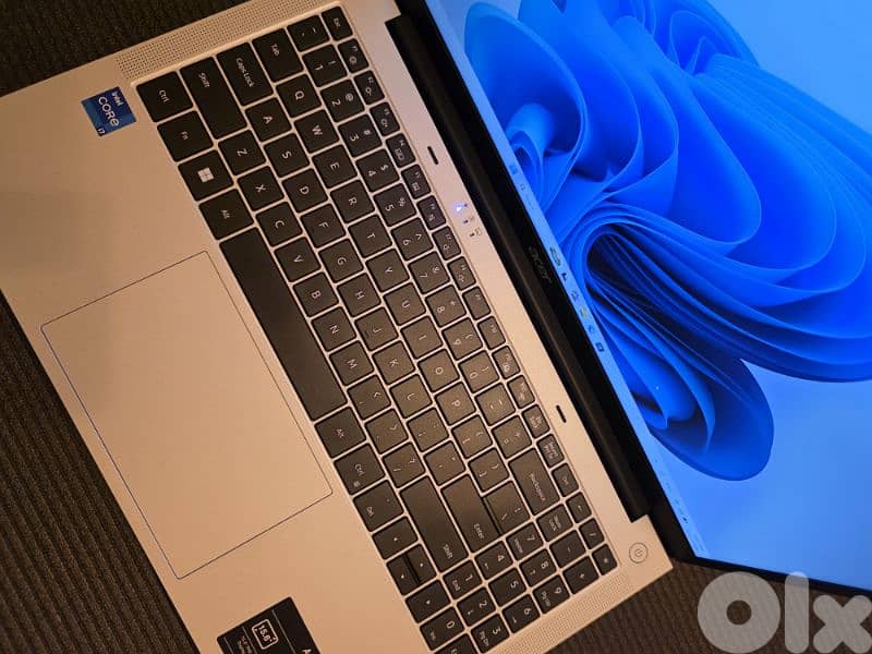 BRAND NEW ACER ASPIRE LITE 15 CORE I7 GENERATION 13H / 16G RAM DDR5 12
