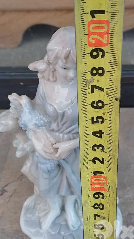 antique 8