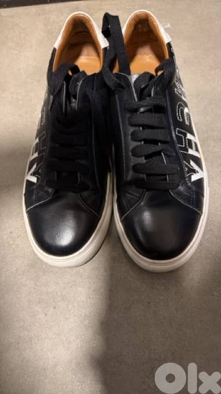Givenchy Shoes 41 0