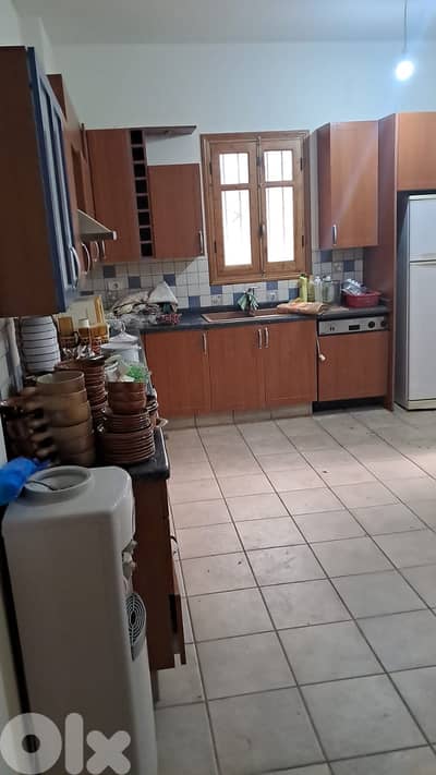 Apartment for rent in Baabdat Ref#BK120 شقة للإيجار في بعبدات