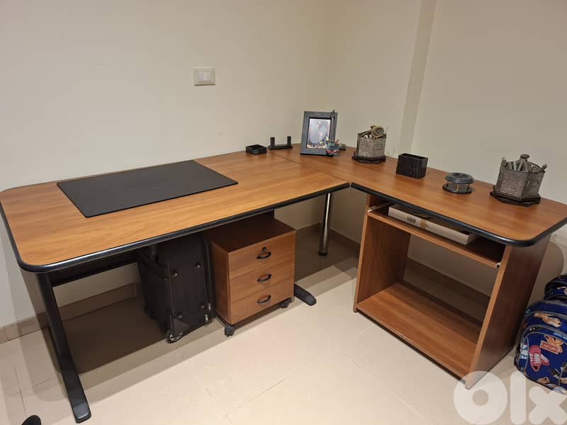 work desk 0