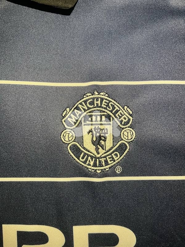 Manchester United Beckham 7 away umbro sharp kit 4