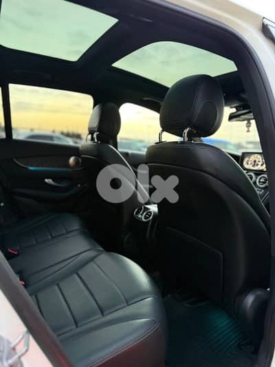 GLC 300 -2018 4matic Full Options