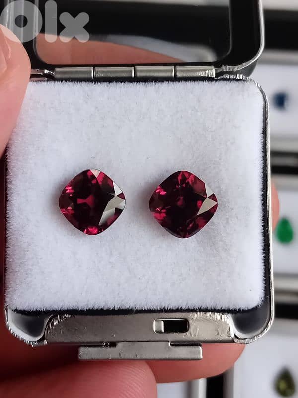 certified rodoholite garnet 3.87 ct + 3.82 ct 0