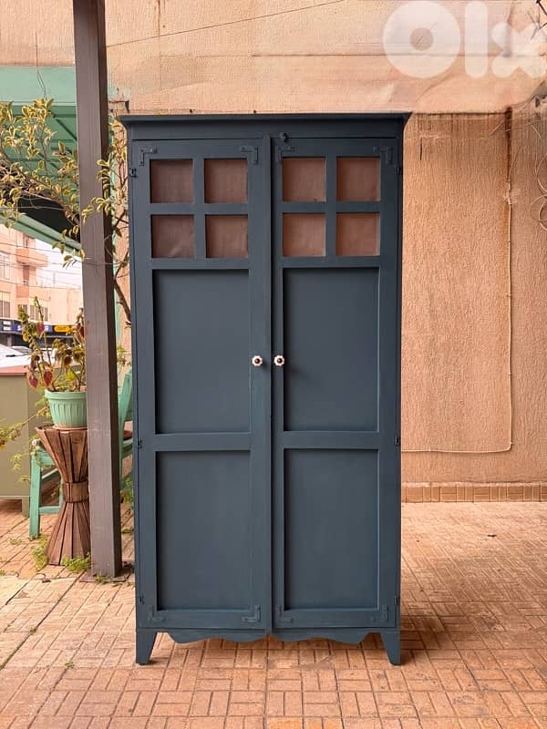 wardrobe 5