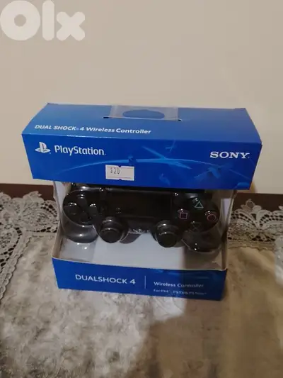 مسكة للبيع ps4 copy بعدا جديد السعر 20$