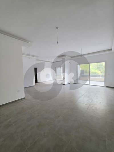 Brand new,Modern building, bchamoun -aley/بشامون - عاليه REF#HD134194