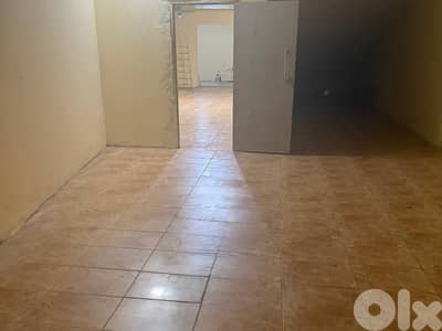 L20790 - 120 SQM Warehouse For Rent in Achrafieh, Sioufi