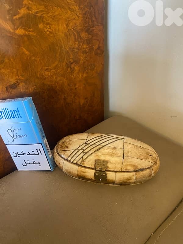 old bone jewelry box 0