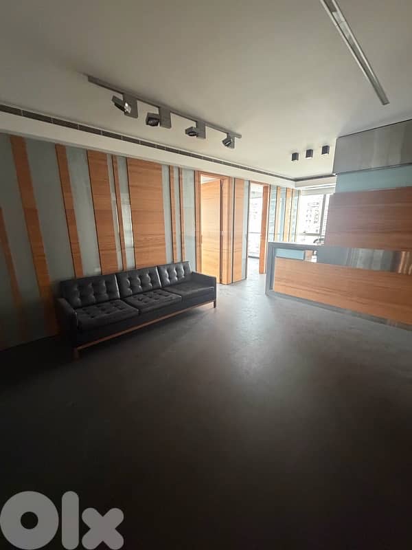 office for rent in sin el fil 0